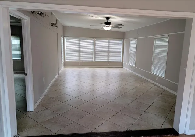 Photo 3 of Single family home for sale at 1528 Levern St, Clearwater, FL 33755 | MLS# R4912091 | Listing updated on 2026-10-08