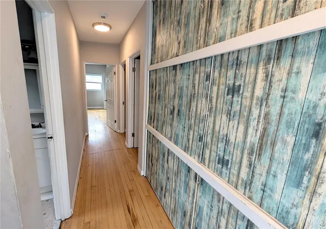 Photo 4 of Single family home for sale at 1528 Levern St, Clearwater, FL 33755 | MLS# R4912091 | Listing updated on 2026-10-08