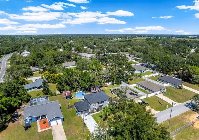 Photo 4 of Single family home for sale at 8295 Begonia St, Spring Hill, FL 34608 | MLS# TB8554326 | Listing updated on 2026-10-03
