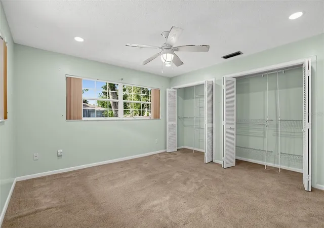 Photo 4 of Single family home for sale at 8065 SW 100th Lane Rd, Ocala, FL 34481 | MLS# O6446756 | Listing updated on 2026-10-03
