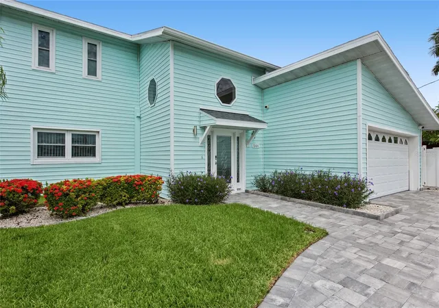 Photo 2 of Single family home for sale at 544 Lillian Dr, Madeira Beach, FL 33708 | MLS# TB8554331 | Listing updated on 2026-10-05