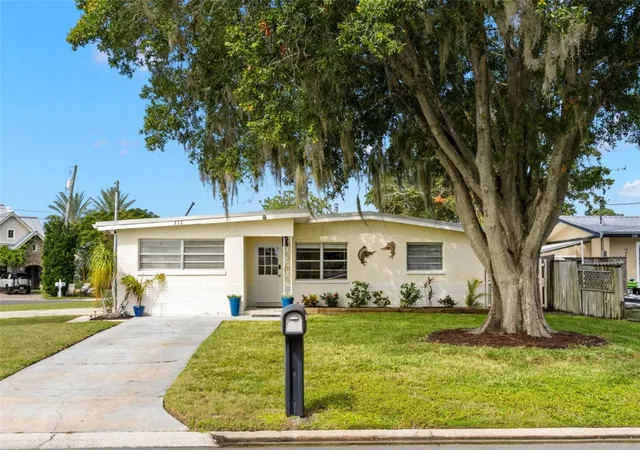 Single family home for sale at 332 Westwinds Dr, PALM HARBOR, FL 34683 | MLS# TB8554334