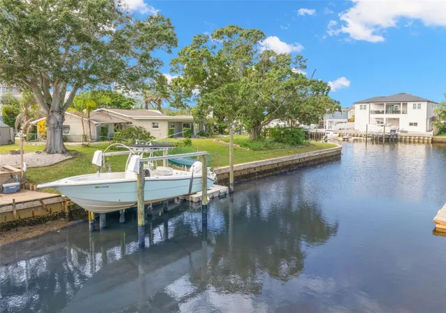 Photo 2 of Single family home for sale at 332 Westwinds Dr, Palm Harbor, FL 34683 | MLS# TB8554334 | Listing updated on 2026-10-07
