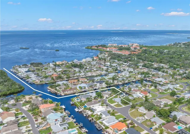 Photo 3 of Single family home for sale at 332 Westwinds Dr, Palm Harbor, FL 34683 | MLS# TB8554334 | Listing updated on 2026-10-07