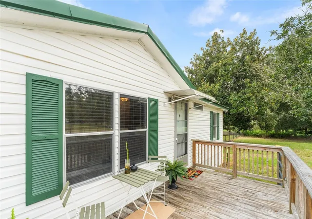 Photo 2 of Manufactured home for sale at 13519 Sw 89th Terrace, Archer, FL 32618 | MLS# GC543928 | Listing updated on 2026-10-05