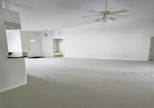 Photo 2 of Single family home for sale at 25419 Crestwater Dr, Leesburg, FL 34748 | MLS# G5118546 | Listing updated on 2026-10-05
