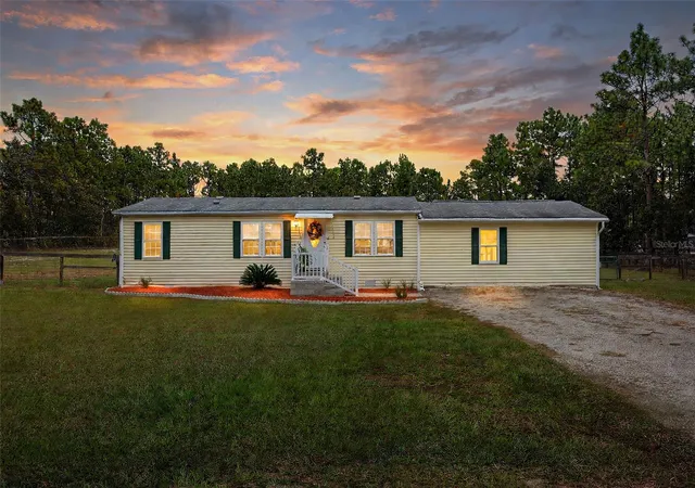 Photo 1 of Manufactured home for sale at 13265 Sw 67th Lane, Ocala, FL 34481 | MLS# OM733349 | Listing updated on 2026-10-03