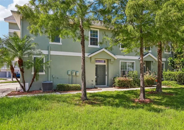 Photo 3 of Townhouse for sale at 7703 Red Ml Cir, New Port Richey, FL 34653 | MLS# TB8554347 | Listing updated on 2026-10-16