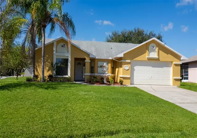 Photo 1 of Single family home for sale at 822 Valnera Ct, Kissimmee, FL 34758 | MLS# O6446766 | Listing updated on 2026-10-08