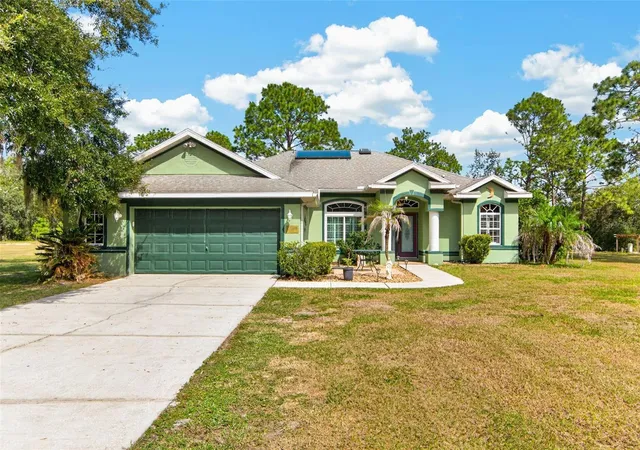 Photo 1 of Single family home for sale at 28033 Cricket Hl Rd, Brooksville, FL 34602 | MLS# TB8554350 | Listing updated on 2026-10-05