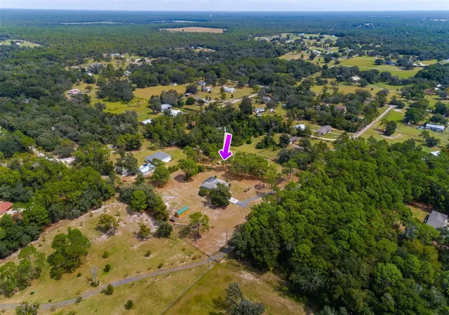 Photo 3 of Single family home for sale at 28033 Cricket Hl Rd, Brooksville, FL 34602 | MLS# TB8554350 | Listing updated on 2026-10-05