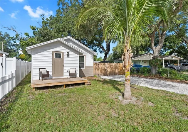Photo 4 of Single family home for sale at 4800 22nd Street N, Saint Petersburg, FL 33714 | MLS# TB8554357 | Listing updated on 2026-10-03