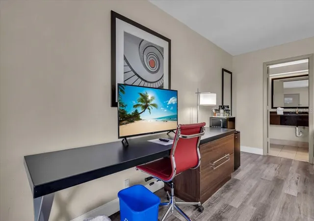 Photo 3 of Condo for sale at 7150 N Tamiami Trl #S615, Sarasota, FL 34243 | MLS# A4708266 | Listing updated on 2026-10-03