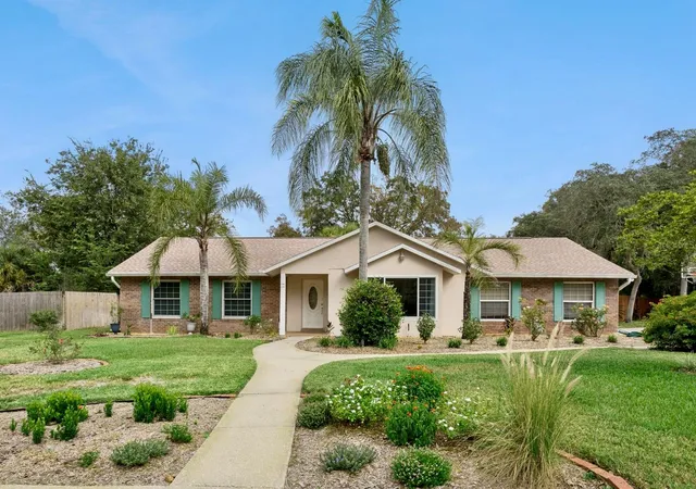 Photo 1 of Single family home for sale at 260 E Hornbeam Dr, Longwood, FL 32779 | MLS# O6446772 | Listing updated on 2026-10-03