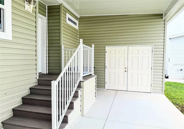 Photo 1 of Manufactured home for sale at 612 Carefree, Venice, FL 34285 | MLS# N6146038 | Listing updated on 2026-10-03