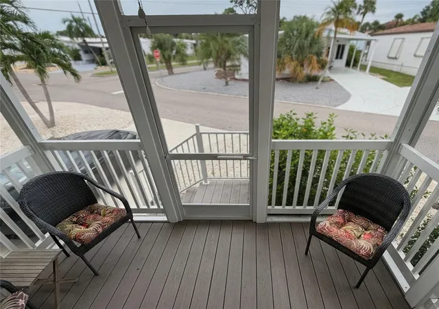 Photo 2 of Manufactured home for sale at 612 Carefree, Venice, FL 34285 | MLS# N6146038 | Listing updated on 2026-10-03