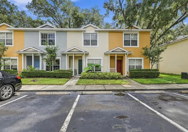 Photo 1 of Townhouse for sale at 3463 High Hampton Cir, Tampa, FL 33610 | MLS# TB8554366 | Listing updated on 2026-10-03