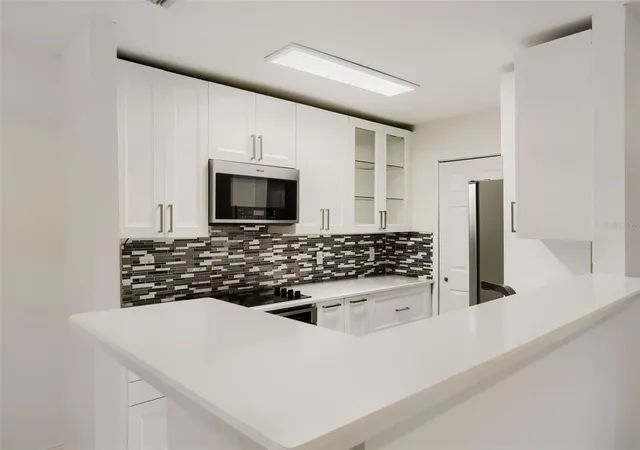 Photo 3 of Condo for sale at 1400 Gandy Blvd N #1213, Saint Petersburg, FL 33702 | MLS# TB8554368 | Listing updated on 2026-10-22