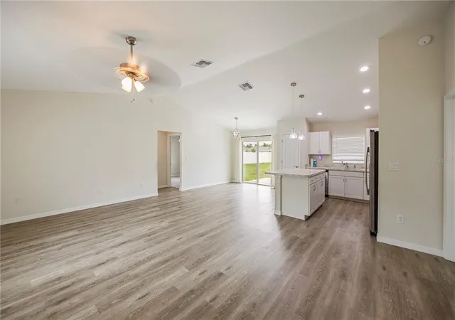Photo 3 of Sale Pending at 476 Marion Oaks Pass, Ocala, FL 34473 | MLS# G5118549 | Listing updated on 2026-10-20