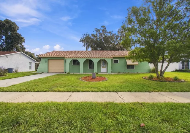 Photo 3 of Single family home for sale at 8410 Angela Ct, Zephyrhills, FL 33541 | MLS# TB8554375 | Listing updated on 2026-10-07