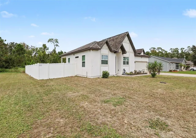 Photo 4 of Sale Pending at 747 Fraser Ct, Kissimmee, FL 34759 | MLS# O6446782 | Listing updated on 2026-10-21