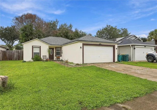 Photo 3 of Single family home for sale at 510 Creston Ct, Melbourne, FL 32901 | MLS# O6446786 | Listing updated on 2026-10-06