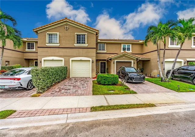 Photo 1 of Townhouse for sale at 2623 Sw Marshfield Ct, Port Saint Lucie, FL 34953 | MLS# TB8554388 | Listing updated on 2026-10-04