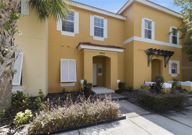 Photo 2 of Townhouse for sale at 4764 Ormond Beach Way, Kissimmee, FL 34746 | MLS# O6446795 | Listing updated on 2026-10-27