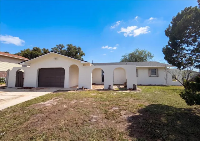 Single family home for sale at 1170 N 11th Street, EAGLE LAKE, FL 33839 | MLS# O6446799