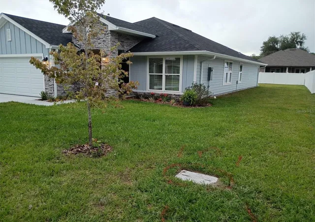 Photo 3 of Single family home for sale at 203 SW Silver Palm Dr, Lake City, FL 32024 | MLS# TB8554397 | Listing updated on 2026-10-03