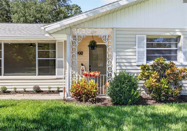 Photo 2 of Single family home for sale at 201 Melrose Ave, Ormond Beach, FL 32174 | MLS# FC321866 | Listing updated on 2026-10-28