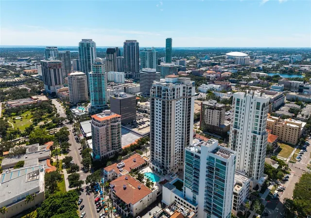 Photo 1 of Condo for sale at 300 Beach Dr NE #1804, Saint Petersburg, FL 33701 | MLS# TB8554399 | Listing updated on 2026-10-16