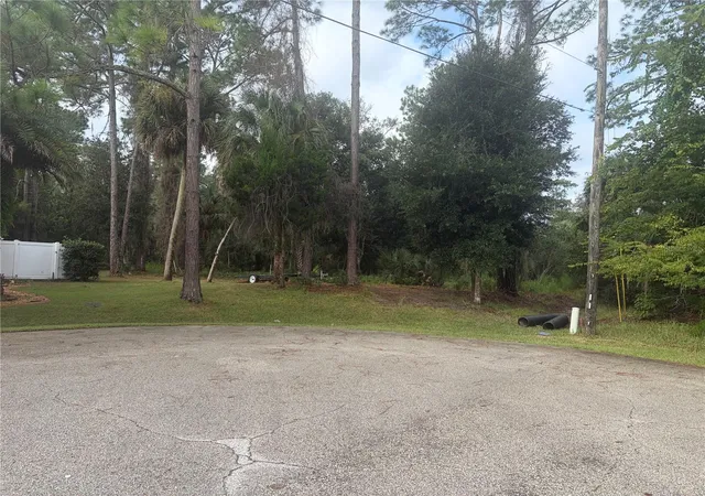 Photo 1 of Land for sale at 21 Seckel Ct, Palm Coast, FL 32164 | MLS# FC321868 | Listing updated on 2026-10-09
