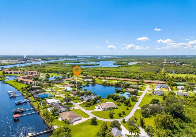Photo 31 of Single family home for sale at 17161 Waters Edge Cir, NORTH FORT MYERS, FL 33917 | MLS# C7531500 | Listing updated on 2026-10-15