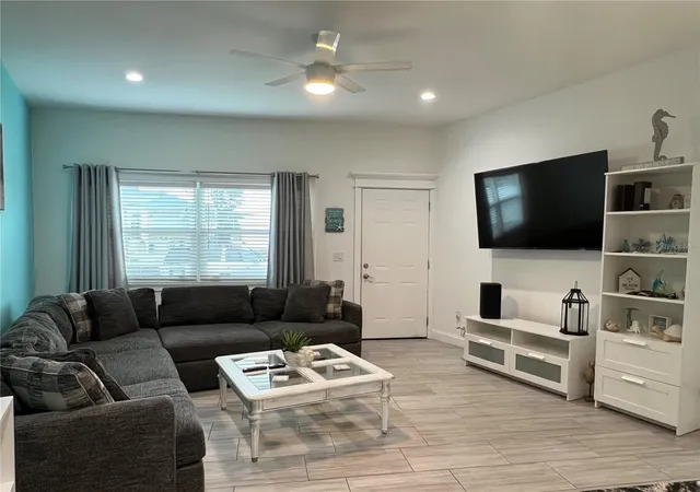 Photo 3 of Condo for sale at 3100 Gulf Blvd #314, Belleair Beach, FL 33786 | MLS# TB8554408 | Listing updated on 2026-10-03