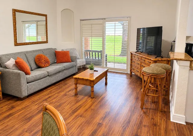 Photo 4 of Townhouse for sale at 3632 Calabria Ave, Davenport, FL 33897 | MLS# O6446807 | Listing updated on 2026-10-08