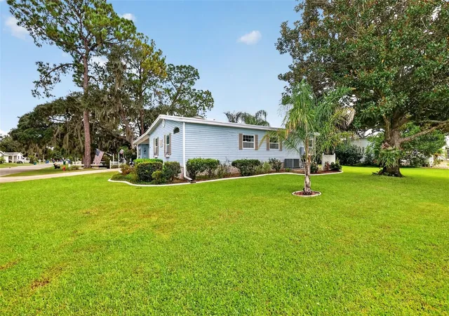Photo 2 of Manufactured home for sale at 3403 Wekiva Rd, Tavares, FL 32778 | MLS# G5118561 | Listing updated on 2026-10-09