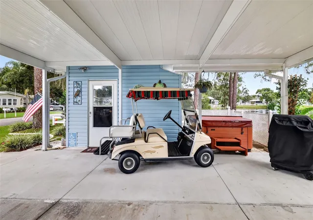 Photo 4 of Manufactured home for sale at 3403 Wekiva Rd, Tavares, FL 32778 | MLS# G5118561 | Listing updated on 2026-10-09