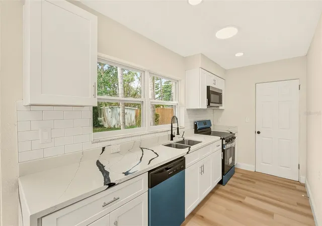 Photo 3 of Single family home for sale at 214 45th Avenue Ne, Saint Petersburg, FL 33703 | MLS# TB8554419 | Listing updated on 2026-10-03