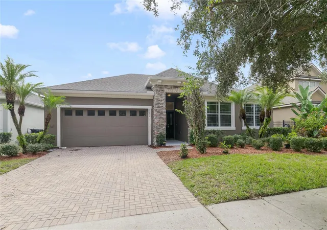 Photo 1 of Single family home for sale at 8036 Crushed Pepper Ave, Orlando, FL 32817 | MLS# S5158778 | Listing updated on 2026-10-07
