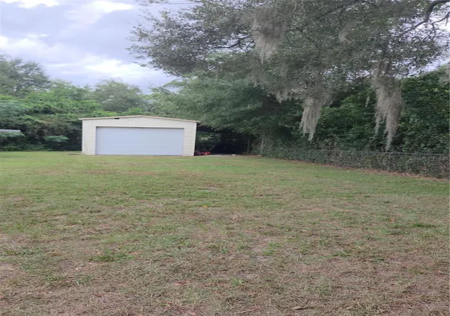 Photo 3 of Single family home for sale at 1848 Ne 40th Circle, Ocala, FL 34470 | MLS# OM733365 | Listing updated on 2026-10-05