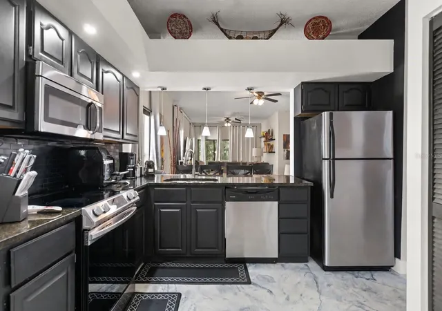 Photo 4 of Single family home for sale at 11529 Pumpkin Seed Ct, Orlando, FL 32821 | MLS# O6446837 | Listing updated on 2026-10-08