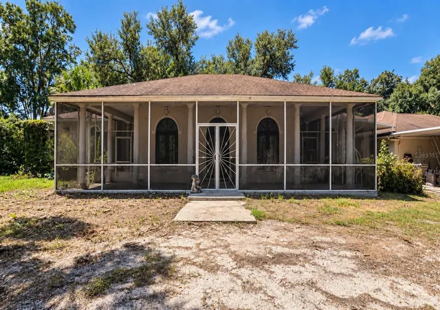 Photo 1 of Mansion for sale at 7350 Palomino Trl, Sarasota, FL 34241 | MLS# TB8554440 | Listing updated on 2026-10-05