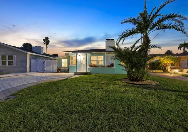 Photo 2 of Single family home for sale at 15424 2nd Street E, Madeira Beach, FL 33708 | MLS# TB8554443 | Listing updated on 2026-10-07