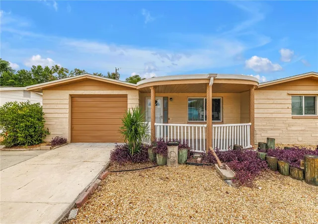 Photo 2 of Single family home for sale at 1516 Derrick St, Holiday, FL 34690 | MLS# TB8554444 | Listing updated on 2026-10-07