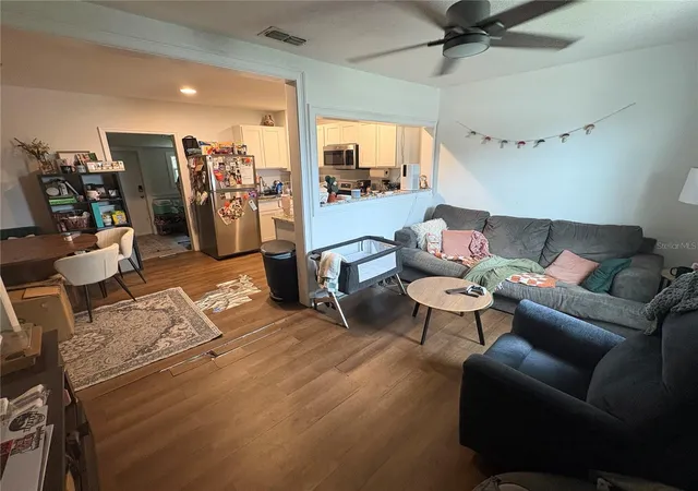 Photo 3 of Single family home for sale at 915 N Wabash Ave, Lakeland, FL 33815 | MLS# L4965519 | Listing updated on 2026-10-03