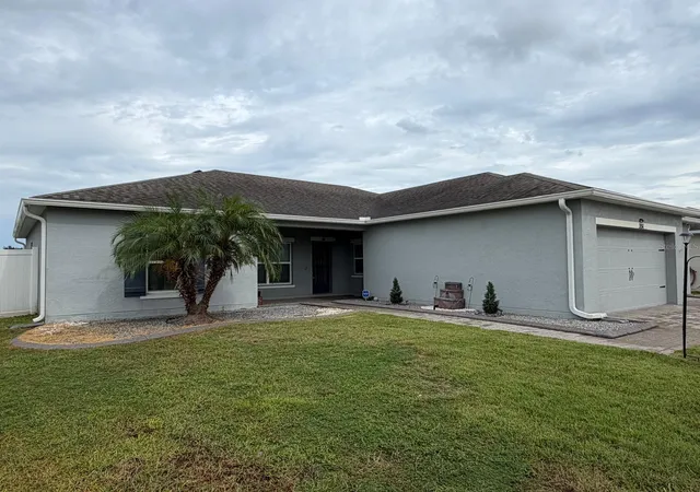Photo 4 of Single family home for sale at 331 Quarry Rock Cir, Kissimmee, FL 34758 | MLS# O6446849 | Listing updated on 2026-10-14