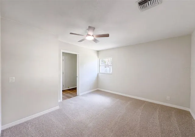 Photo 3 of Single family home for sale at 4526 Eagles Nest Rd, Fruitland Park, FL 34731 | MLS# O6446850 | Listing updated on 2026-10-09