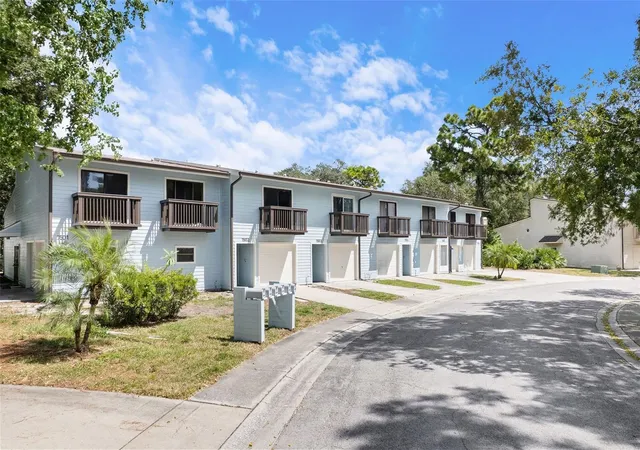 Photo 2 of Townhouse for sale at 6387 92nd Place N #1502, Pinellas Park, FL 33782 | MLS# TB8554452 | Listing updated on 2026-10-06