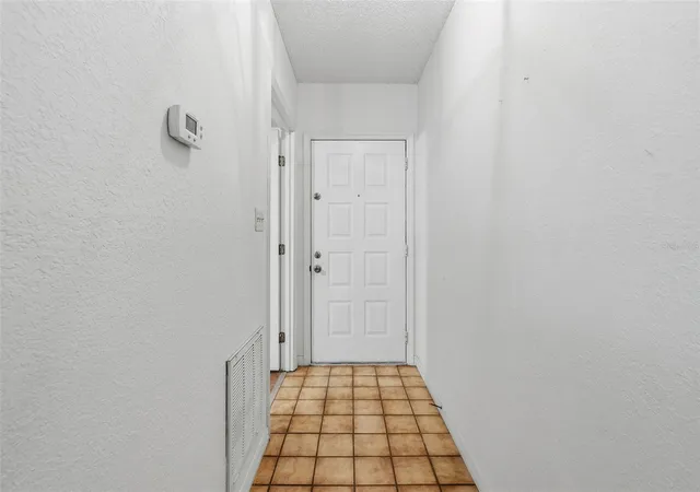 Photo 4 of Townhouse for sale at 6387 92nd Place N #1502, Pinellas Park, FL 33782 | MLS# TB8554452 | Listing updated on 2026-10-06